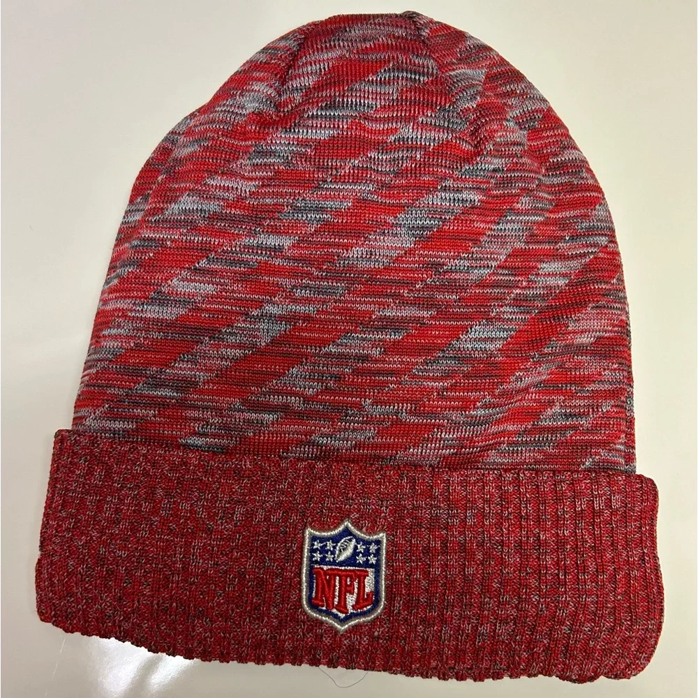 New Era NFL San Francisco 49er Football Lined Beanie / Hat NWOT‎
